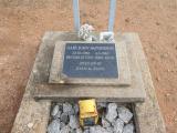 image of grave number 899960
