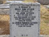 image of grave number 822725