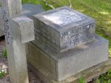 image of grave number 323975