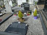 image of grave number 644677