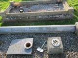 image of grave number 738448